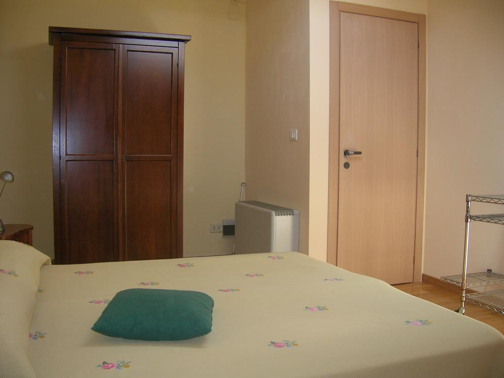 Mansarda Raggio Di Sole Bed and Breakfast Verona Værelse billede